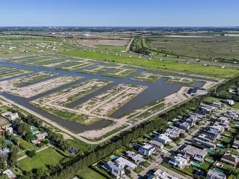 Terreno en Venta 28  mts Fondo