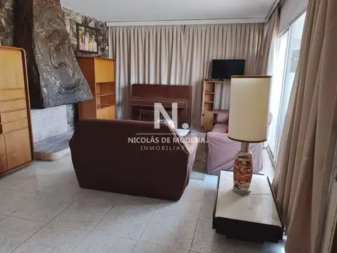 Casa en Alquiler Temporal en Playa Mansa, USD 8.000