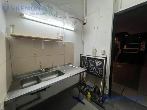 Local en Alquiler 50 años