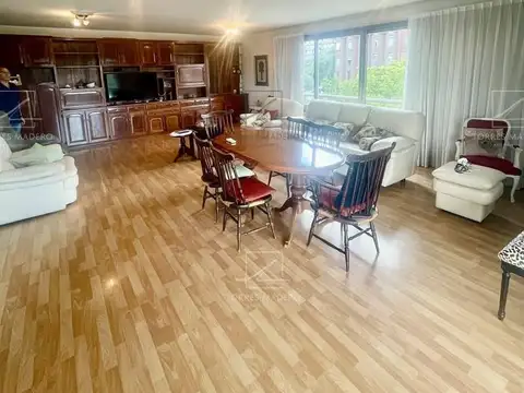 Departamento 4 ambientes con 3 baños