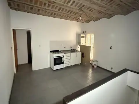 Zeballos 2066 , Piso 1