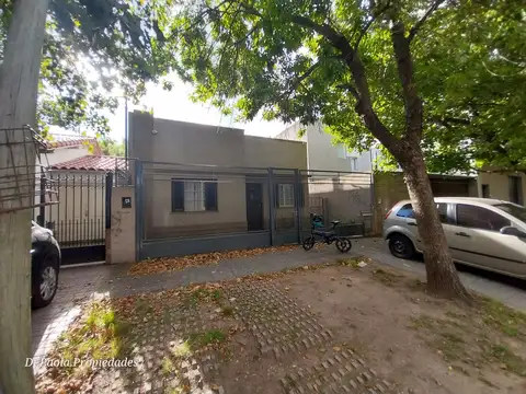 moderna vivienda con fondo