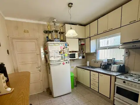 Depto Tipo Casa en Venta con 2 cocheras