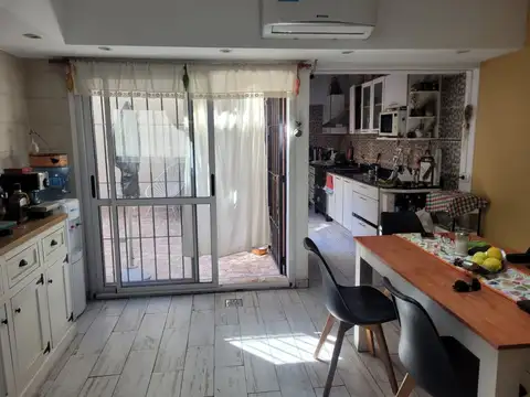 Casa en Venta en Parque Chacabuco, USD 164.000