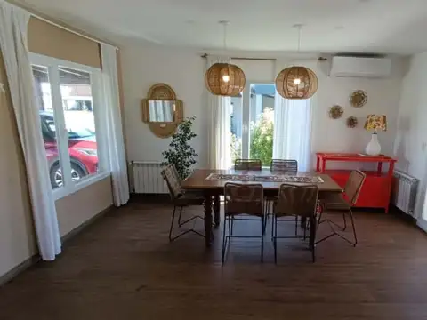 CASA ALQUILER TEMPORAL CINCO AMBIENTES EN RUMENCO JOVEN