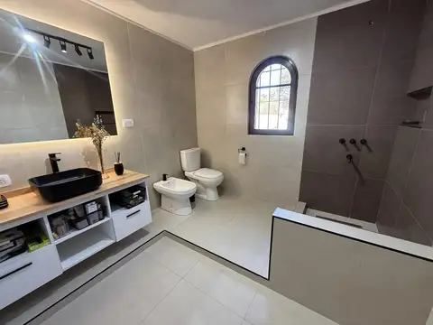 Casa en Venta en Los Naranjos, USD 260.000