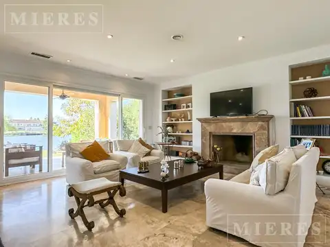 Casa 6 ambientes con 3 baños