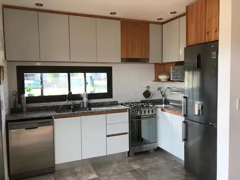 Casa en Alquiler de 3 dormitorios