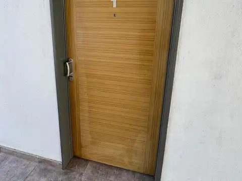 Departamento en Alquiler con 1 cochera