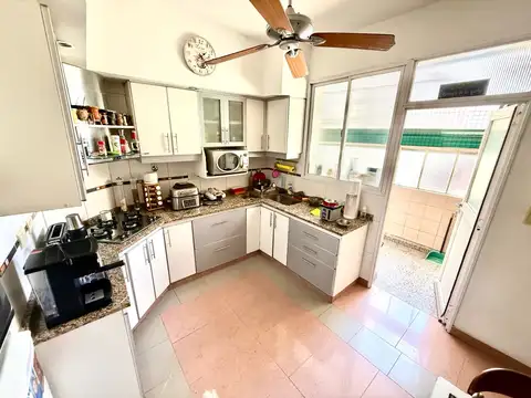 Depto Tipo Casa en Venta de 4 dormitorios