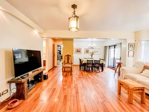 Mendoza 600 - Excepcional departamento de tres dormitorios - Martin