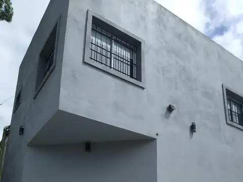 Depto Tipo Casa en Venta al Noreste