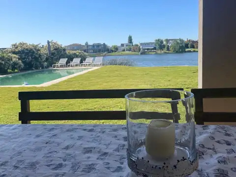 Excelente casa en alquiler en barrio San Francisco Villanueva con escritorio y 3 dormitorios