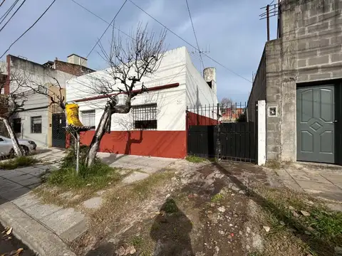 Venta casa Villa Maipu  –Excelente lote de 10x34