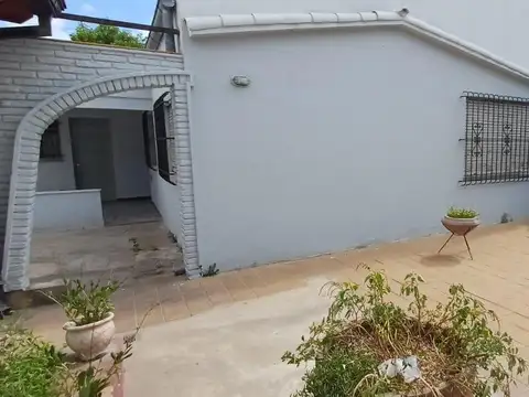 Casa en Alquiler en 9 De Julio, $ 850.000