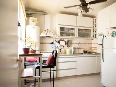 PH VENTA LA PLATA 2 DORMITORIOS CON PATIO