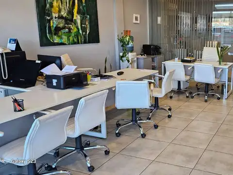 Estanislao López 2600, Piso Est