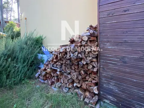 Alquiler anual en Montoya  Punta del Este 3 dormitorios