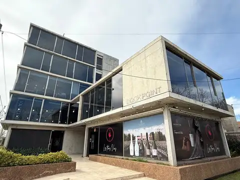 Oficina en Alquiler en Dock Point Aldea Fisherton