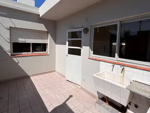 Departamento en Alquiler en Villa Bosch, $ 600.000