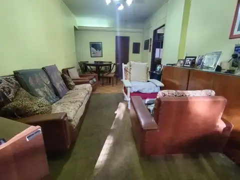 DEPARTAMENTO 3 AMBIENTES CON BALCON DEPENDENCIA