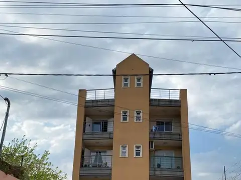 DEPARTAMENTO EN EL CENTRO DE CAMPANA