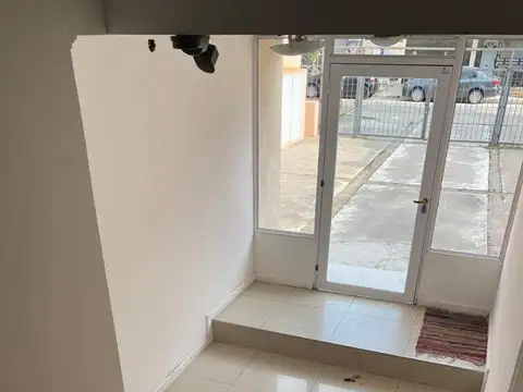 Dellepiane 977 , Piso 1