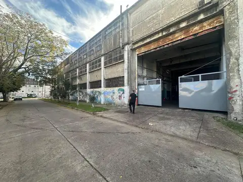 Avenida San Martín  al 4200