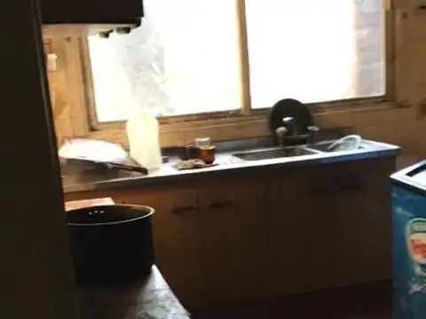 * VENTA DE CASA A REFACCIONAR * IDEAL CONSTRUCTOR * LOTE DE 8,66 X 45 M2 * A 1 CUADRA AV DIAZ VELEZ