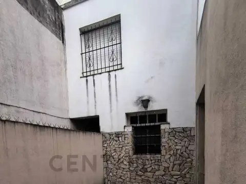 P:H a reciclar 3 ambientes con terraza propia