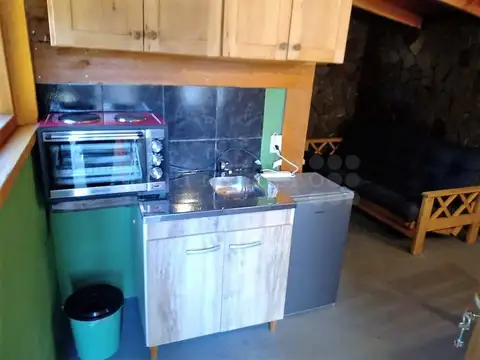 Casa 2 ambientes con 1 baño