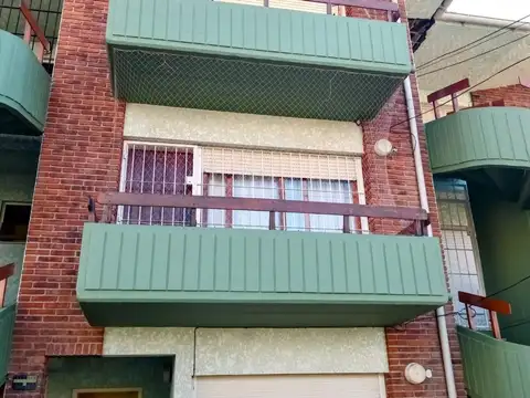 Avenida 1 Y Avenida Buenos Aires 200 , Piso 1