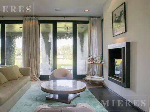 Casa en Venta al Este