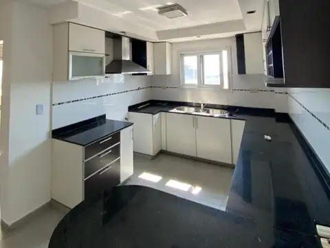 Departamento en Venta en Posadas, USD 959.998