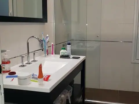 CASA 4 AMBIENTES QUINCHO PISCINA MUELLE TOILETTE