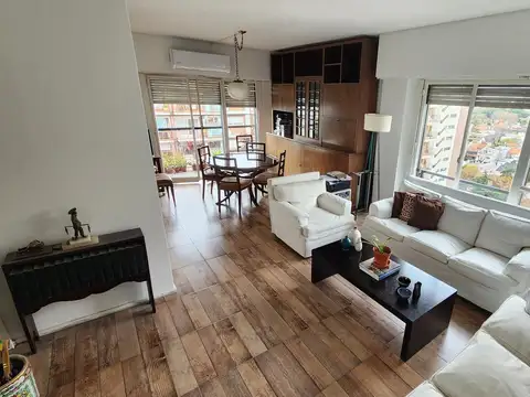 Departamento 4 ambientes Acassuso