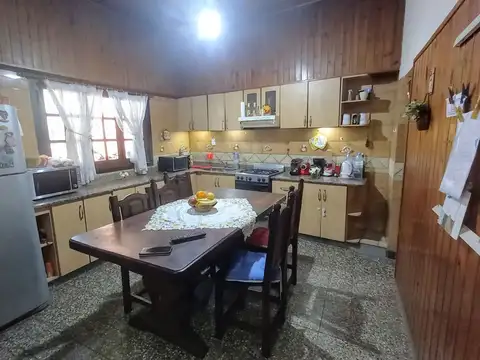 Casa - Venta - Argentina, General San Martín - BOLIVAR 6033