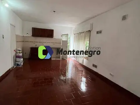Casa en Venta en Berazategui Oeste, USD 69.000