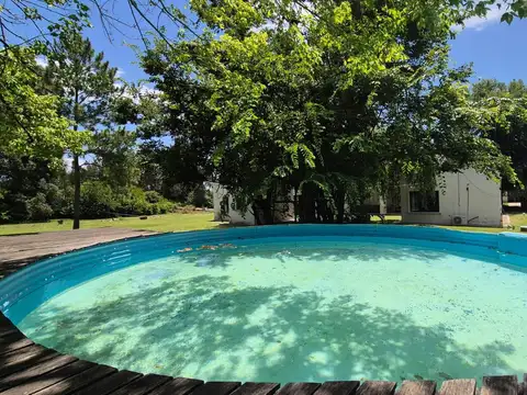 OPORTUNIDAD Apto crédito - casa 4 habitaciones y servicio con jardin