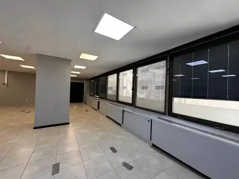 ALQUILER OFICINA EN MICROCENTRO - EDIFICIO "CLUB ALEMAN"