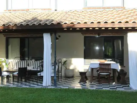 Casa en Alquiler 14 años