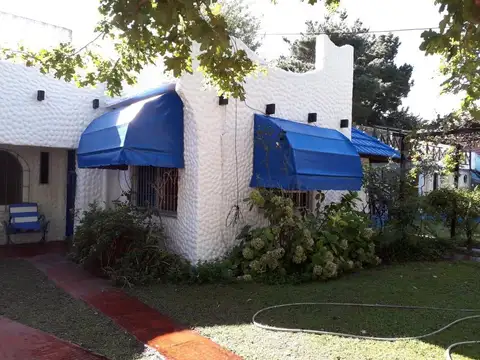 OPORTUNIDAD  IDEAL EMPRESA CONSTRUCTORA IMPORTANTE INMUEBLE C/ LOTE LIBRE