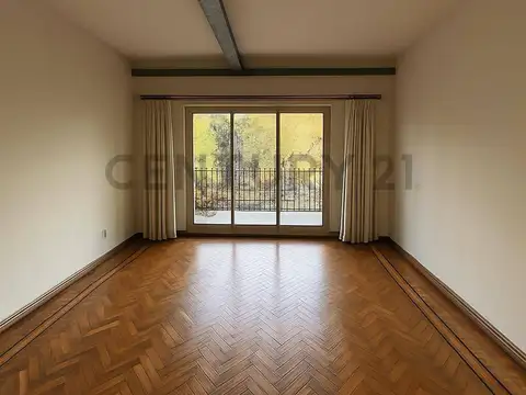 VENTA DEPTO  BELGRANO "R"  3 AMBIENTES C/ COCHERA FIJA  Y BAULERA AMPLIA