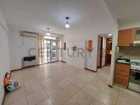 3 de Febrero 1400, Piso 2