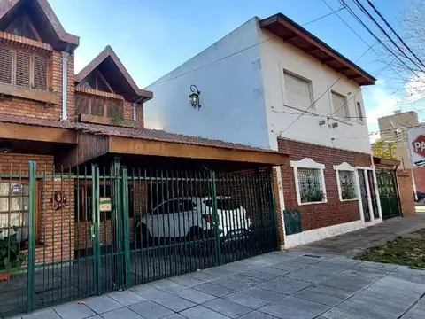 CASA EN VENTA DE 6 AMB EN SAN MARTIN B° SAN ANDRES