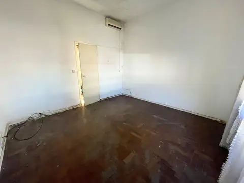 Casa en Venta en Mataderos, USD 199.900