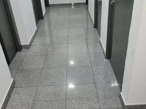 Oficina 60 metros Al Frente a 1 Cuadra Subte y Tren Urquiza