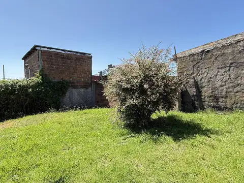 Benito Lynch 3800, Piso 0