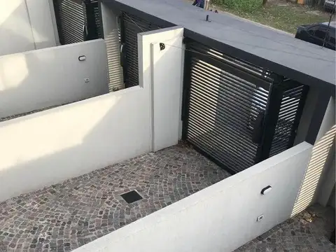 DUPLEX A ESTRENAR EN BERAZATEGUI