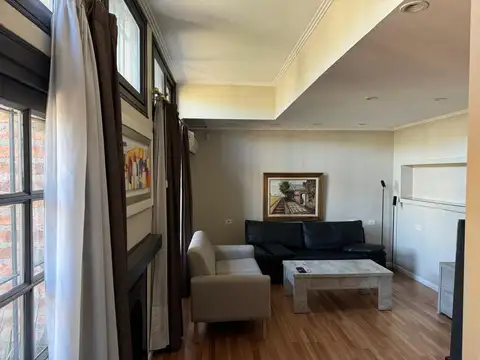 Casa en Venta en Castelar, USD 270.000